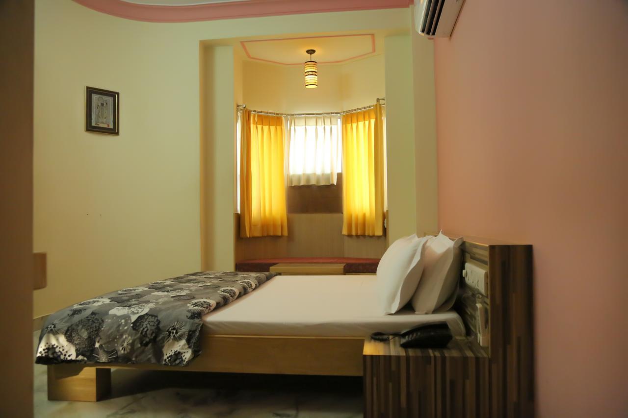 Hotel Vrinda Nāthdwāra Exterior foto